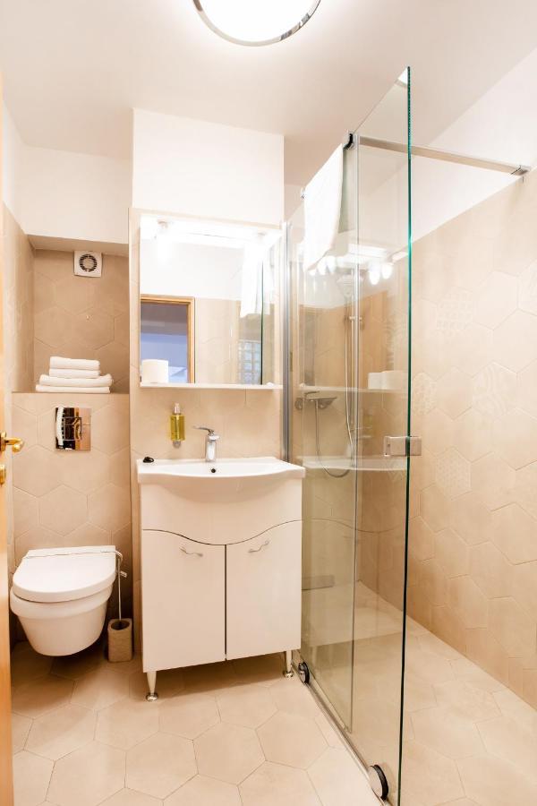 Virtutii Residence Bukarest Eksteriør billede